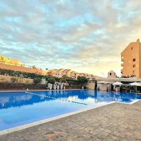 Modern In Castle Harbour Los Cristianos (Tenerife)