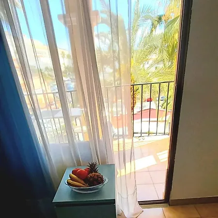 Modern In Castle Harbour * Los Cristianos (Tenerife)