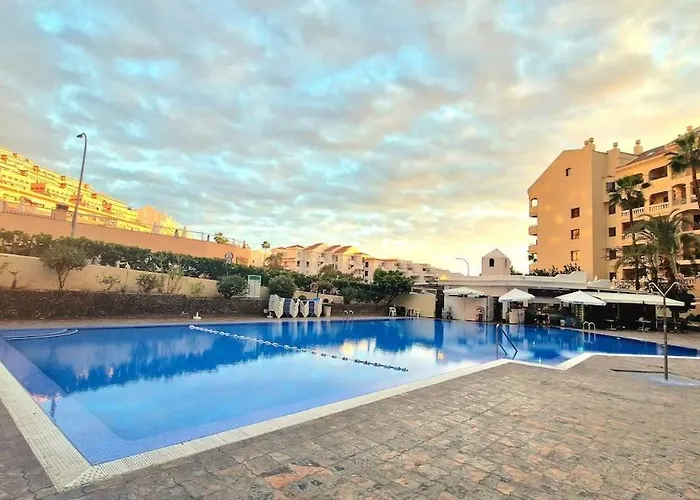 Modern In Castle Harbour Los Cristianos