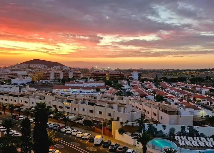 Modern In Castle Harbour Apartman *